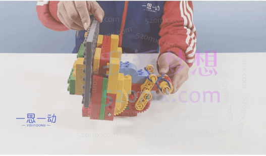 跟冠军导师,从0学创意拼插